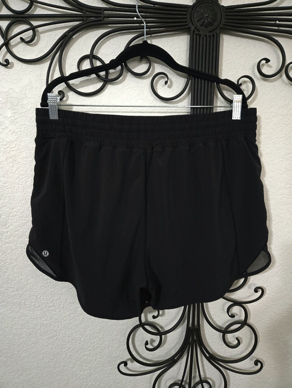 LULULEMON Hotty Hot Shorts | 14 - Picture 2 of 5